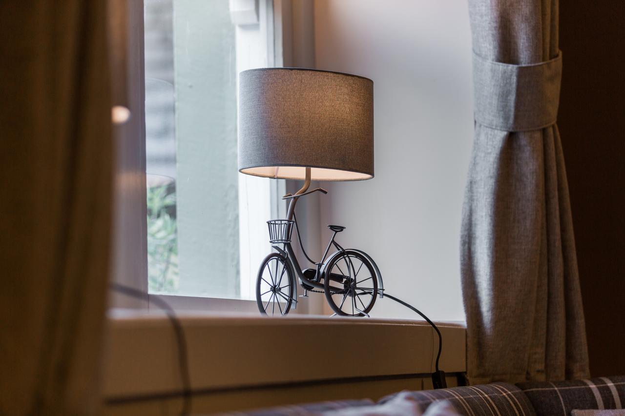 Black Horse Hotel Грассингтон Экстерьер фото
